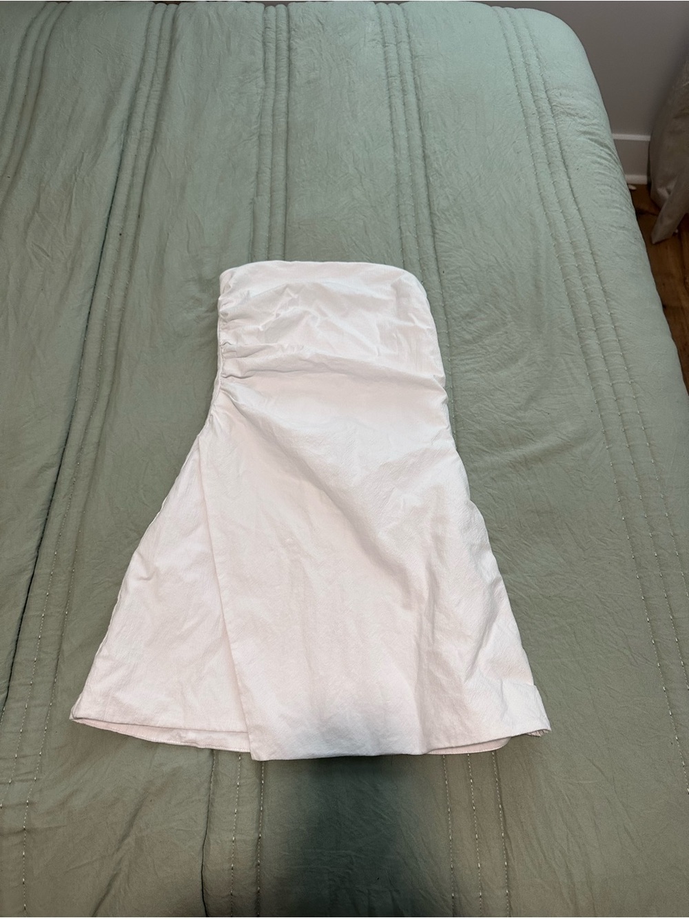 Abercrombie & Fitch White Strapless Mini Dress